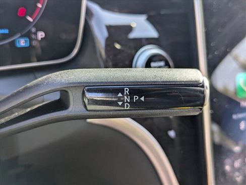 Certified 2025 Mercedes-Benz GLC 300 image 14