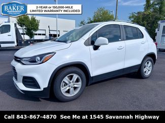 Used 2022 Chevrolet Trax LT w/ LT Convenience Package image 1