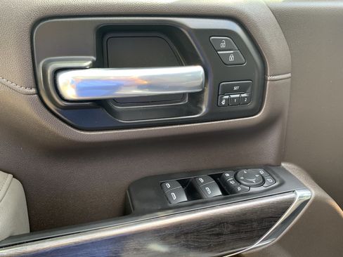 Used 2021 Chevrolet Silverado 3500 LTZ w/ LTZ Plus Package AWD/4WD image 15
