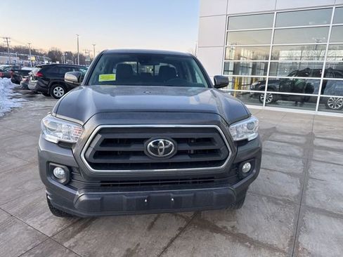 Used 2023 Toyota Tacoma SR image 3
