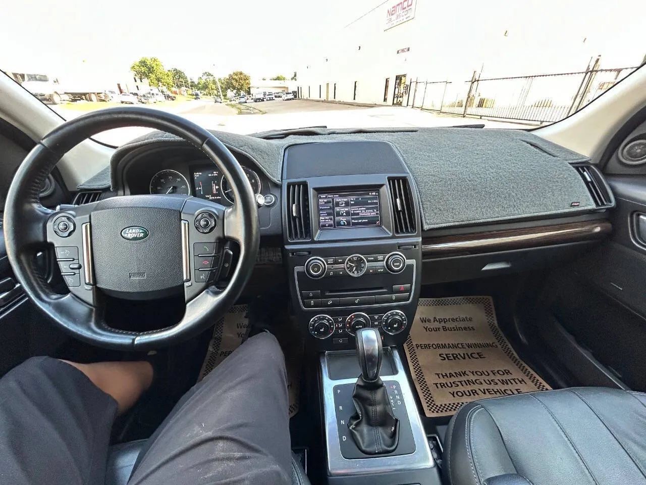 Used 2014 Land Rover LR2 AWD/4WD image 17