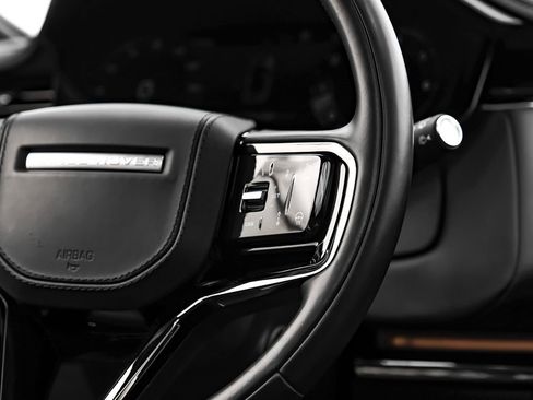 Used 2024 Land Rover Range Rover Sport Dynamic SE image 17