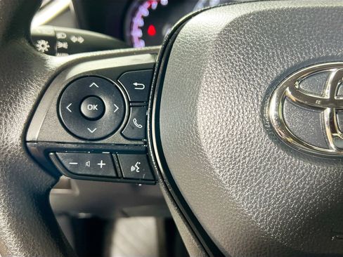 Used 2024 Toyota RAV4 XLE FWD image 18