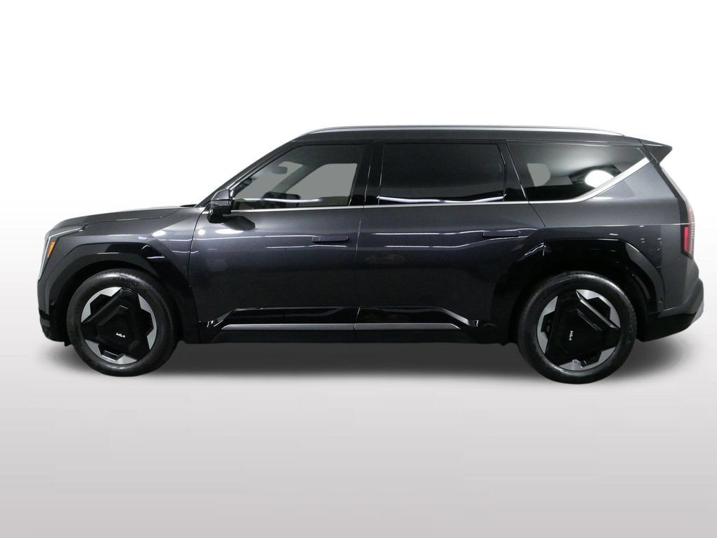 Used 2024 Kia EV9 Land AWD/4WD image 7