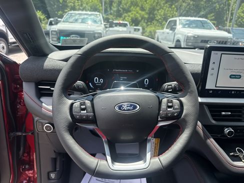New 2026 Ford Explorer ST-Line w/ ST-Line Street Pack AWD/4WD image 17