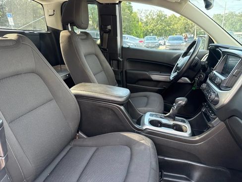 Used 2022 Chevrolet Colorado LT w/ Fleet Safety Package RWD image 13