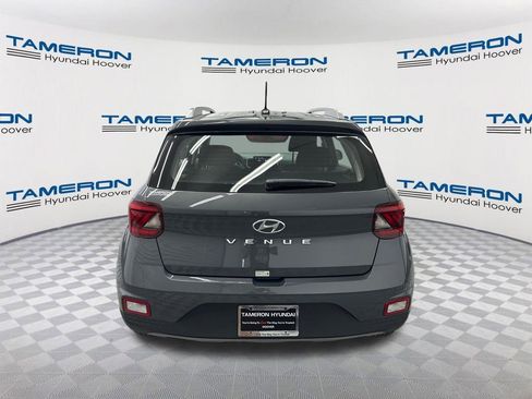 Used 2026 Hyundai Venue SEL FWD image 4