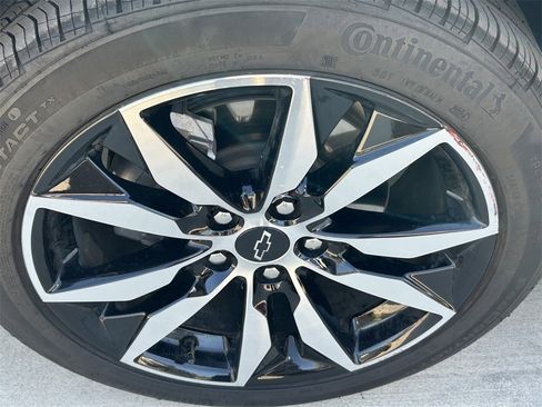 Used 2025 Chevrolet Malibu RS image 9