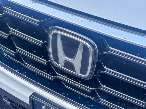 Used 2024 Honda CR-V EX-L image 11