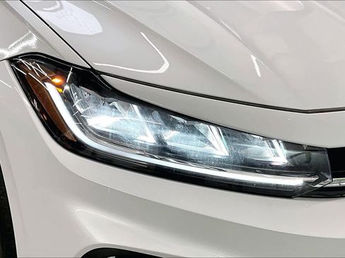 New 2026 Volkswagen Jetta SE image 30