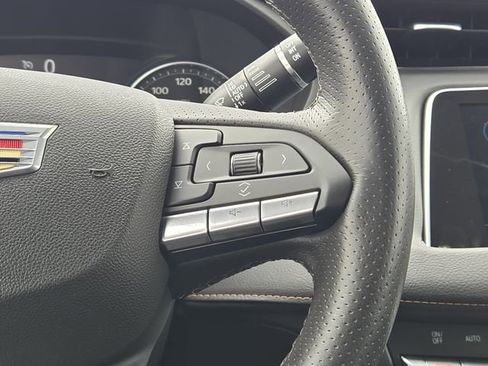 Used 2023 Cadillac XT4 Sport w/ LPO, Onyx Lite Package image 29