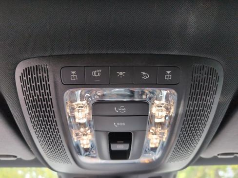 Used 2023 Mercedes-Benz CLA 250 image 19