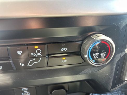 Used 2023 Ford F150 XLT image 18
