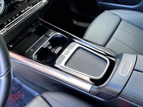 Used 2025 Mercedes-Benz GLA 250 image 15