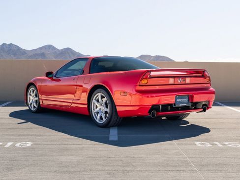 Used 2005 Acura NSX T image 4