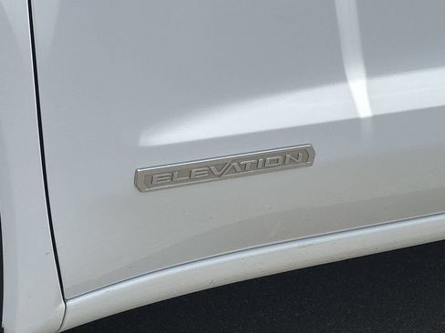 Used 2021 GMC Sierra 1500 Elevation w/ X31 Off-Road Package AWD/4WD image 31