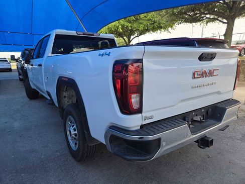 Used 2024 GMC Sierra 2500 Pro w/ 1SA Pro Safety Plus Package AWD/4WD image 3