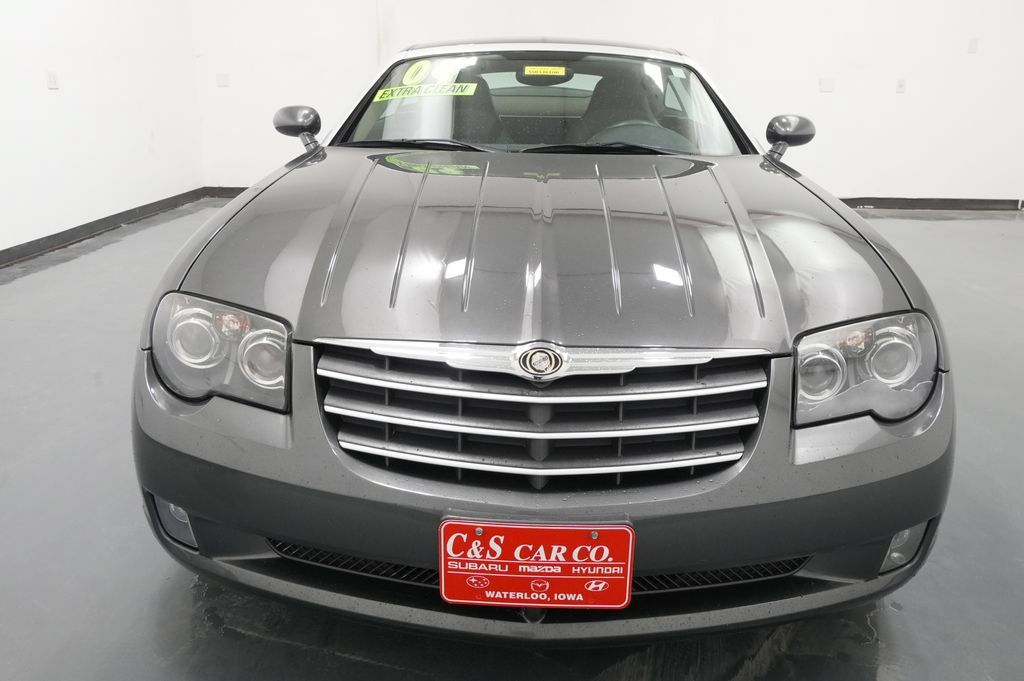 Used 2004 Chrysler Crossfire Coupe RWD image 2
