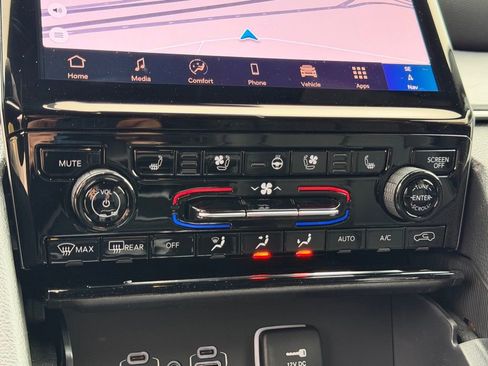 New 2025 Jeep Grand Cherokee Limited image 20