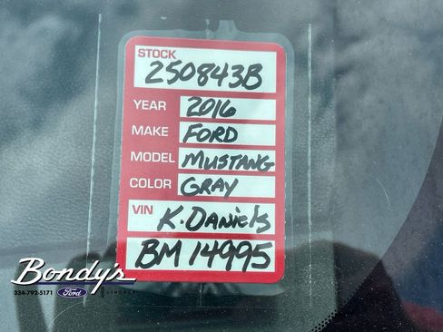 Used 2016 Ford Mustang Convertible RWD image 21