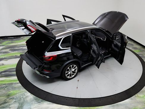 Used 2019 BMW X5 xDrive40i w/ Premium Package 2 AWD/4WD image 40