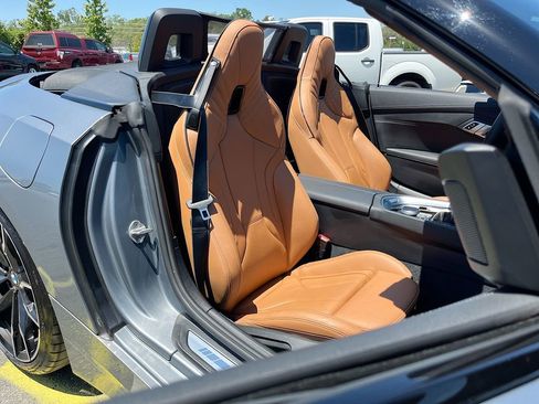 Used 2025 BMW Z4 M40i w/ Edition RWD image 25
