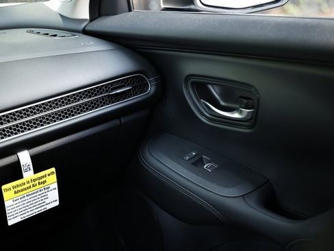 New 2026 Honda HR-V EX-L image 30