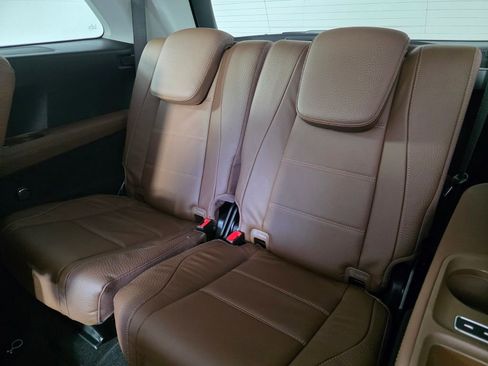 New 2026 Mercedes-Benz GLS 450 4MATIC image 13