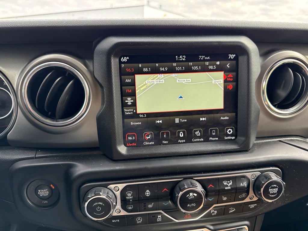 Used 2021 Jeep Wrangler Unlimited Rubicon w/ Dual Top Group AWD/4WD image 10