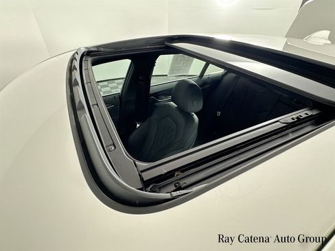 Used 2023 BMW 530i xDrive w/ Convenience Package image 22