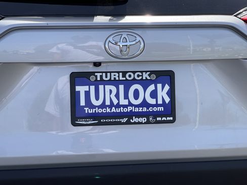 Used 2024 Toyota RAV4 LE image 14