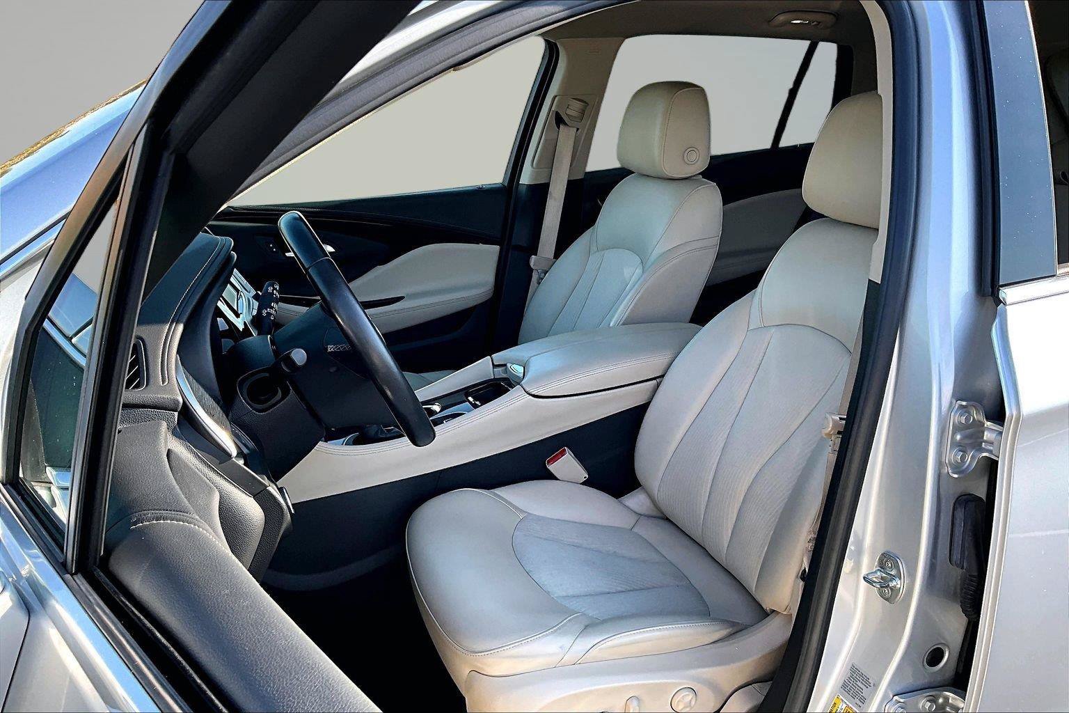 Used 2018 Buick Envision Preferred FWD image 25