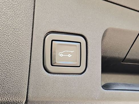 Used 2020 Cadillac XT5 Premium Luxury image 29