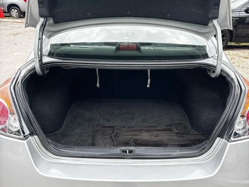 Used 2009 Nissan Altima 2.5 S FWD image 9