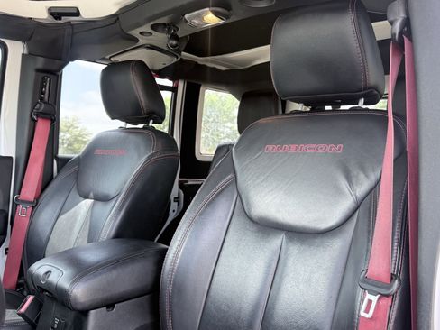 Used 2018 Jeep Wrangler Unlimited Rubicon image 28