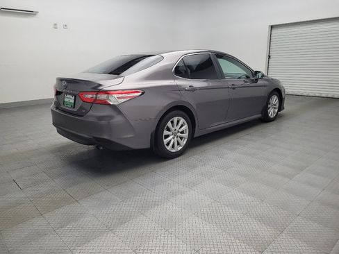 Used 2018 Toyota Camry LE w/ Convenience Package image 9
