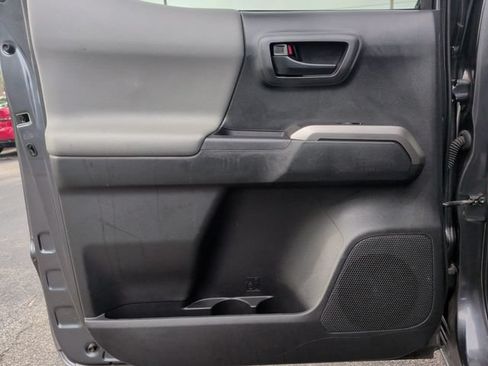Used 2023 Toyota Tacoma SR5 RWD image 27