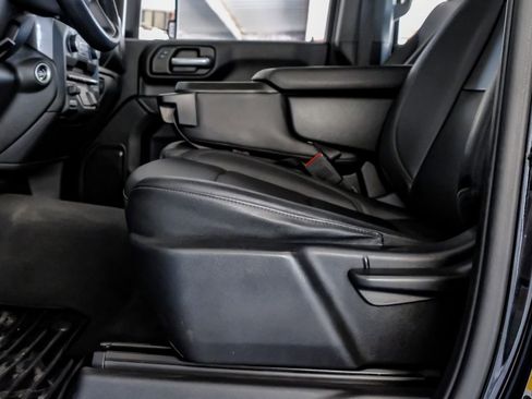 Used 2024 Chevrolet Silverado 2500 W/T image 30