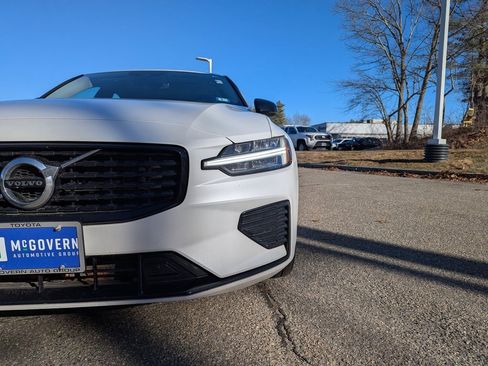 Used 2022 Volvo S60 T8 R-Design Expression w/ Protection Package Premier image 11