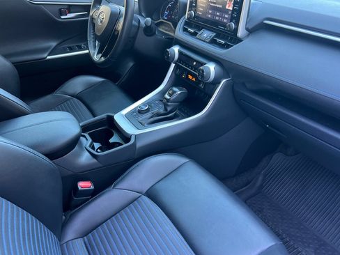 Used 2020 Toyota RAV4 XSE w/ All Weather Liner Package AWD/4WD image 20