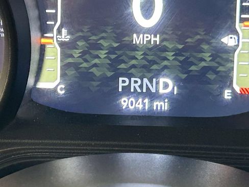 Used 2025 Jeep Gladiator Mojave AWD/4WD image 33