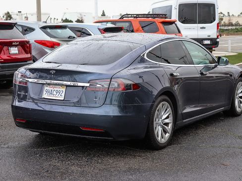 Used 2018 Tesla Model S 75D image 6