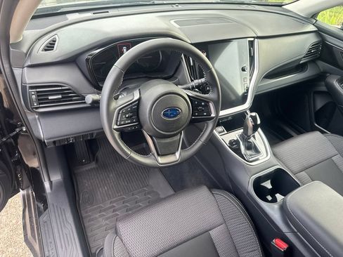 Certified 2025 Subaru Outback Premium AWD/4WD image 13
