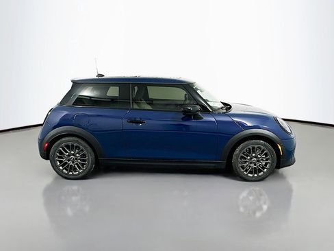 Certified 2025 MINI Cooper S image 4