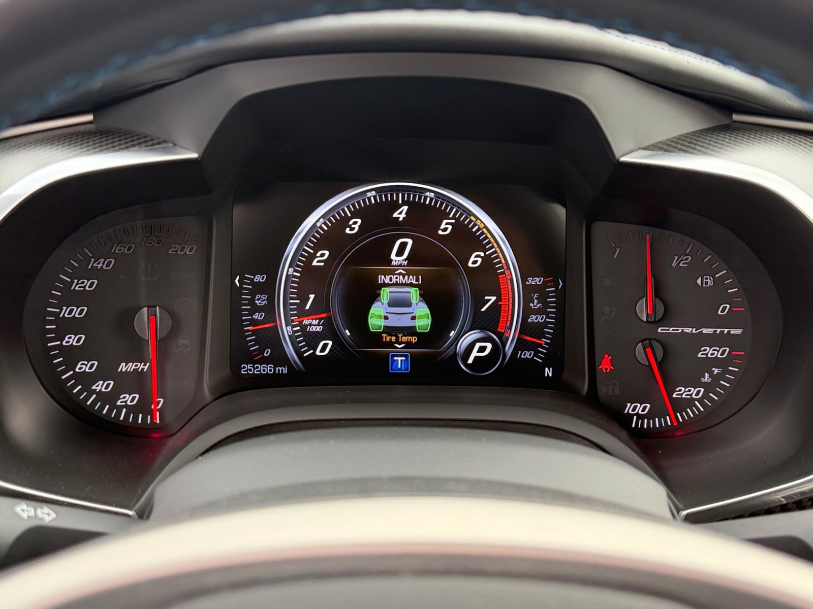 Used 2018 Chevrolet Corvette Grand Sport RWD image 37