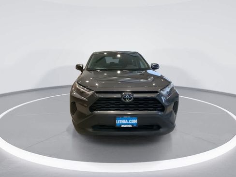 Used 2024 Toyota RAV4 LE AWD/4WD image 3