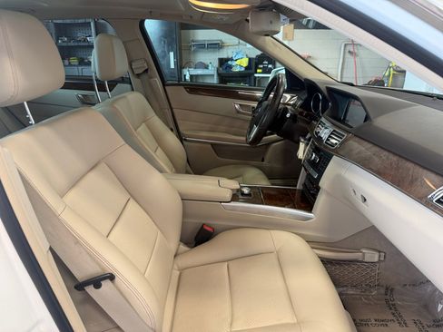 Used 2014 Mercedes-Benz E 350 E 350 Sport 4MATIC image 19