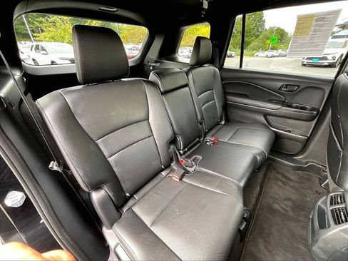 Used 2023 Honda Passport EX-L image 16