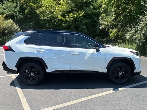 Used 2021 Toyota RAV4 XSE AWD/4WD image 6