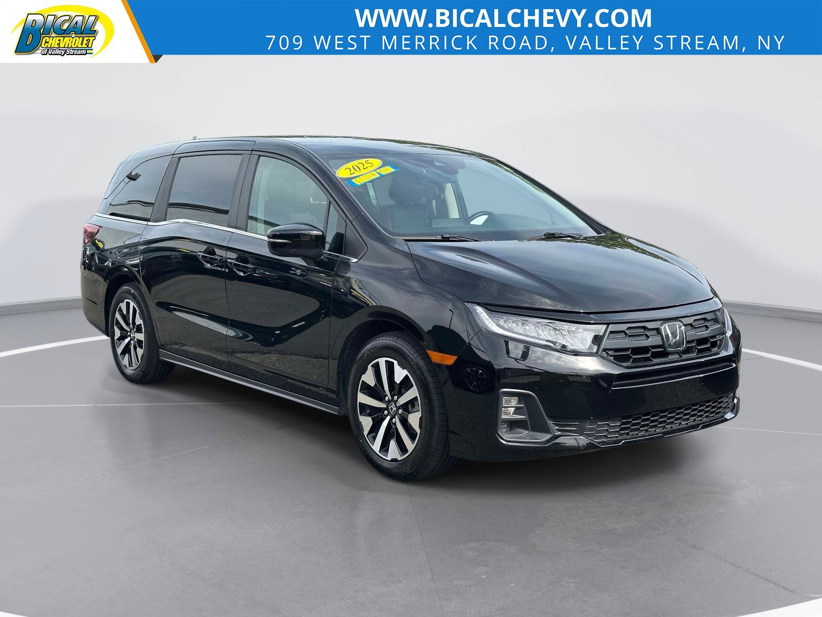 Used 2025 Honda Odyssey EX-L image 1
